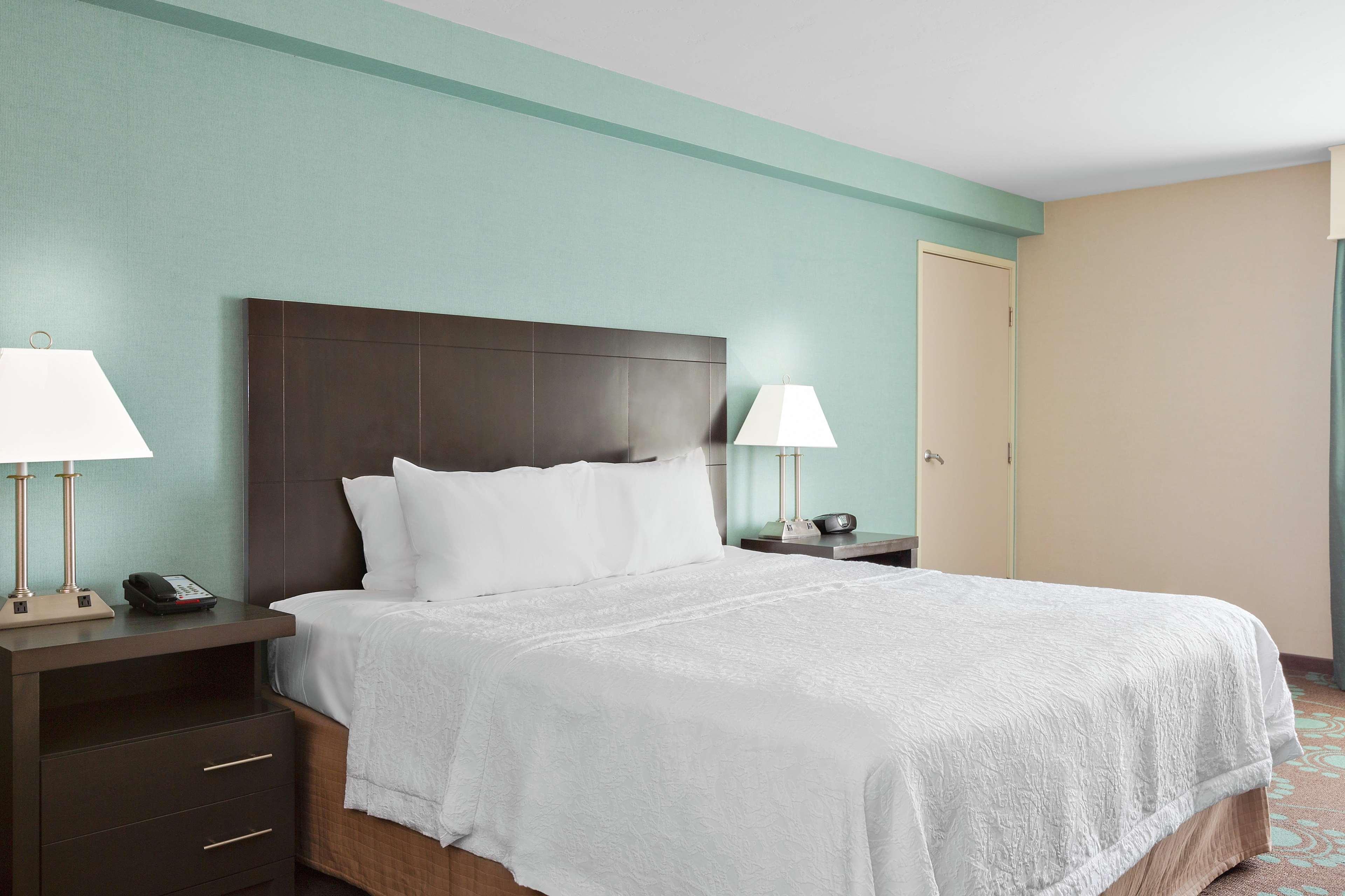 Spark By Hilton Bakersfield Central Екстериор снимка