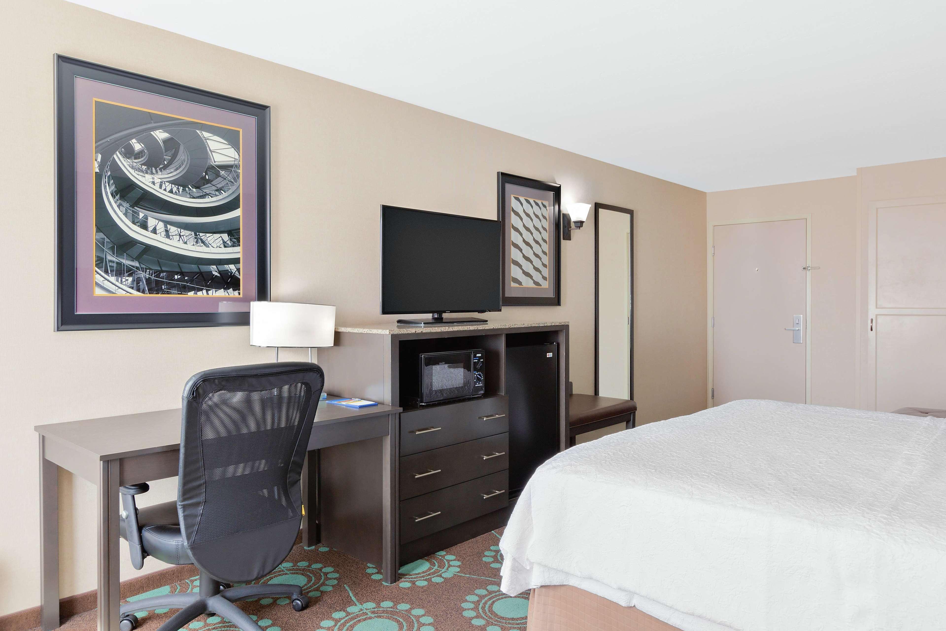 Spark By Hilton Bakersfield Central Екстериор снимка