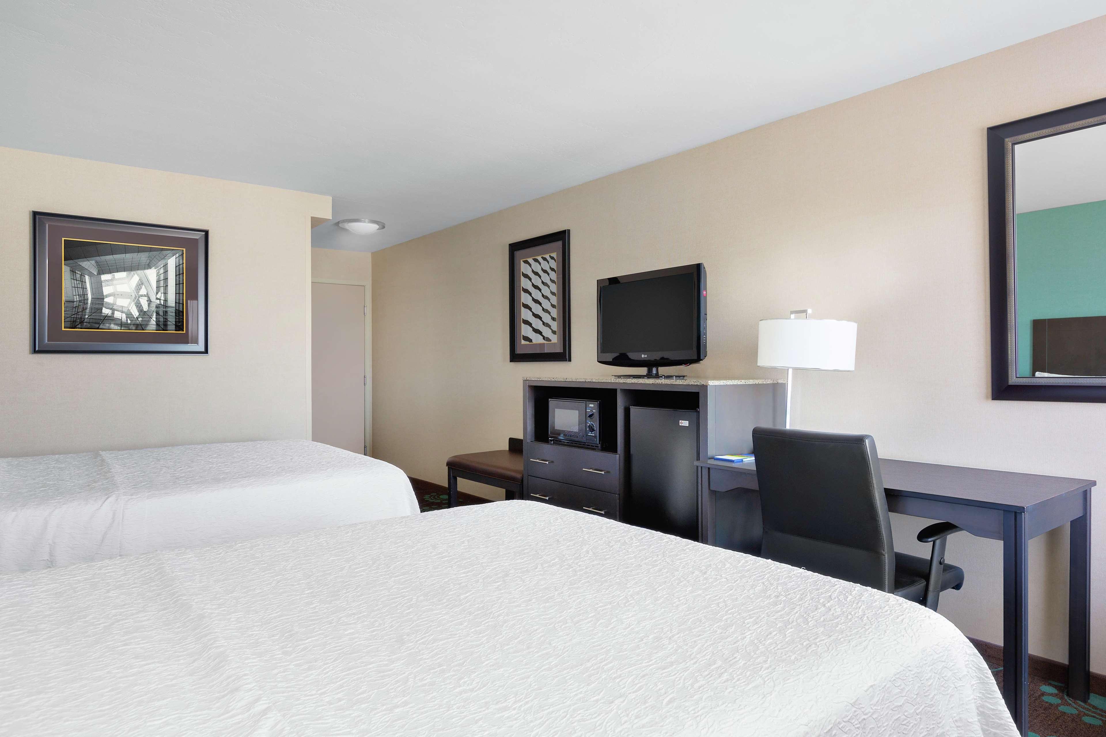 Spark By Hilton Bakersfield Central Екстериор снимка